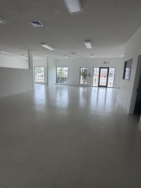 Airport Business Center