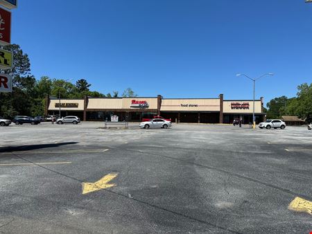 Retail space for Rent at Brat's Plaza - 810-814 Madison Highway, Valdosta GA 31601 in Valdosta