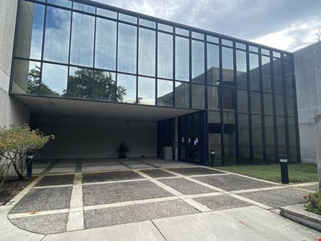 106,000 S.F. Office/Call Center