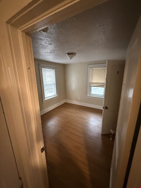 1215 Dueber Ave SW