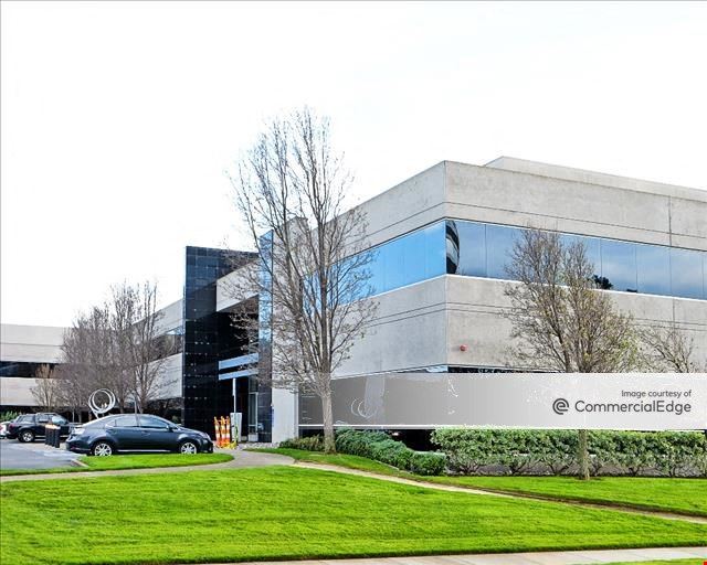 The Gateway Technology Center - 600 Gateway Blvd