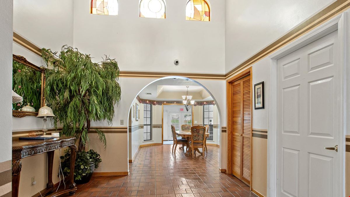 2042 N Sossaman