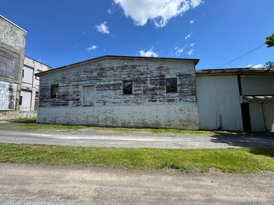 Bulk / Cold Storage / Artist - Maker Space