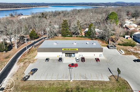 Retail space for Sale at Dollar General in Lakeview