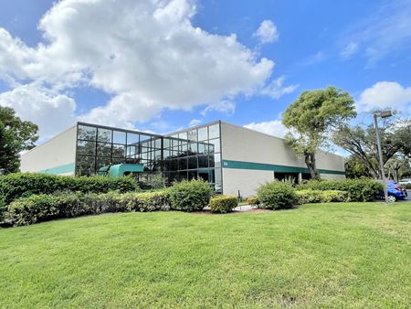Commercial space at 2900 Horseshoe Drive in Naples