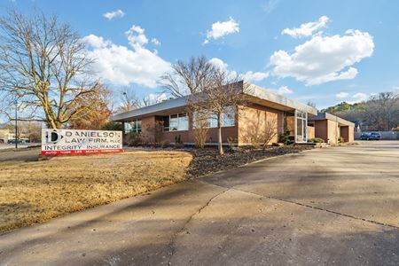 Office space for Rent at 909 E Rolling Hills Dr Suite B in Fayetteville