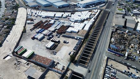 VacantLand space for Rent at 8440 - 8530 S Alameda St in Los Angeles