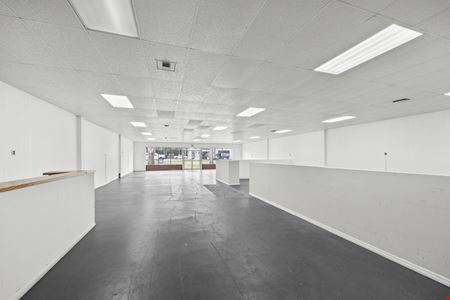 For Lease | Versatile Commercial Building with Bonus Warehouse Space Potential