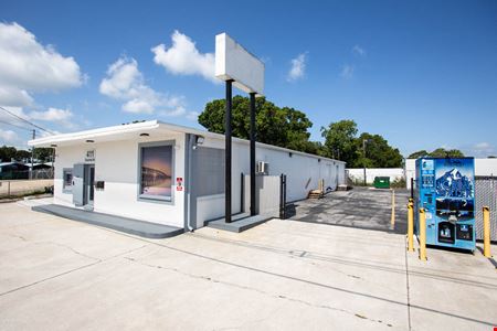 411 Clearlake Rd