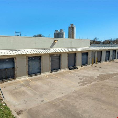 Former Bimbo Bakery