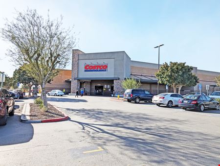 Retail space for Rent at Komar Desert Center in La Quinta