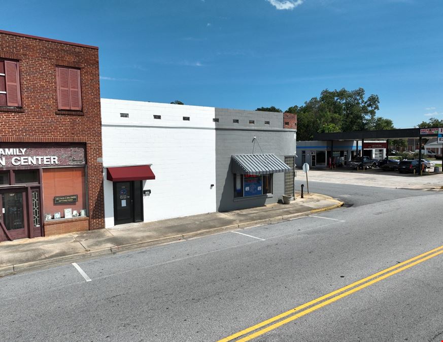 Downtown Clinton - Owner User/Value Add