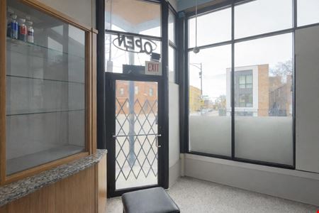 Retail space for Rent at 1327 N Homan Ave in Chicago