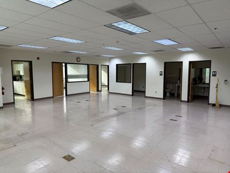 Hedges Creek Business Center