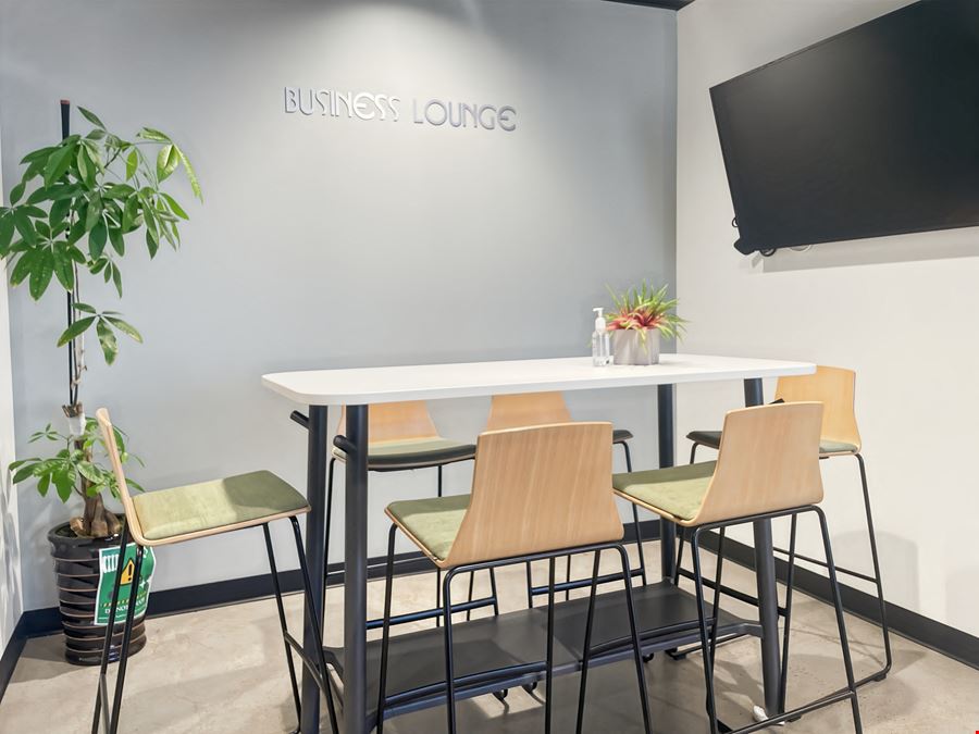 Regus - Commerce Corporate Center