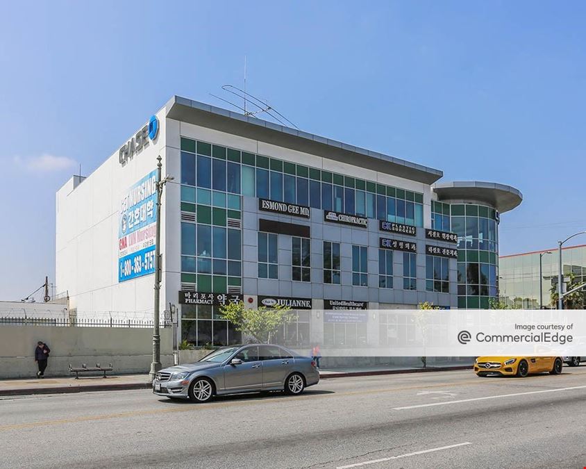 2970 West Olympic Blvd, Los Angeles, CA 90006