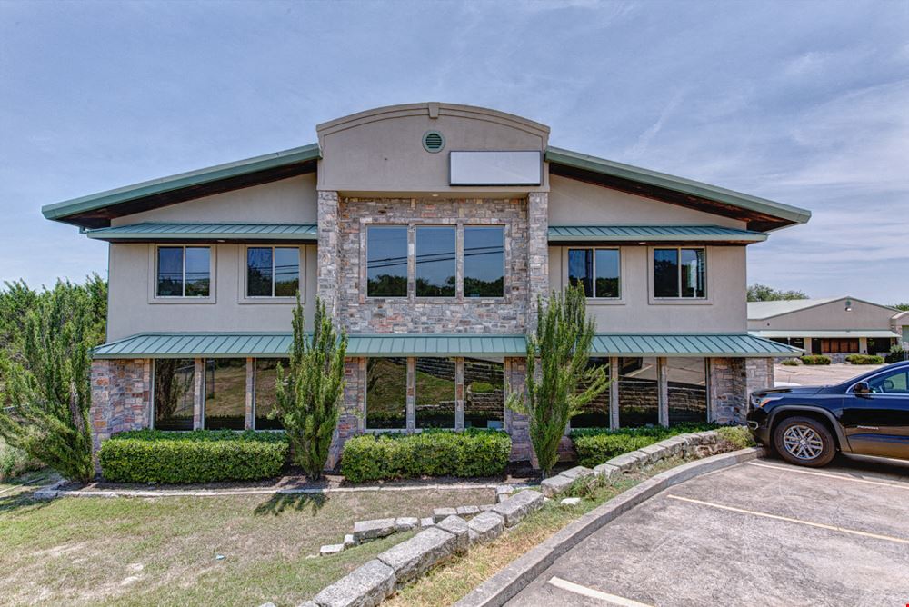 Vineyard Business Center Office