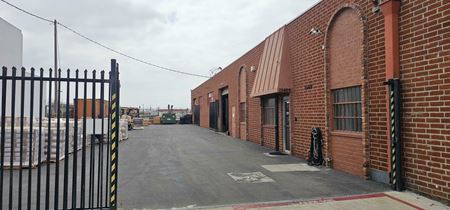 Industrial space for Rent at 15409 S Broadway in Gardena