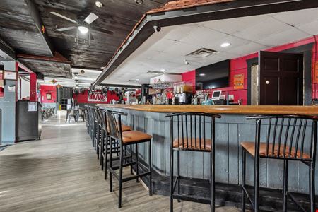 Restaurant & Bar Near CenterPoint on Two Acres