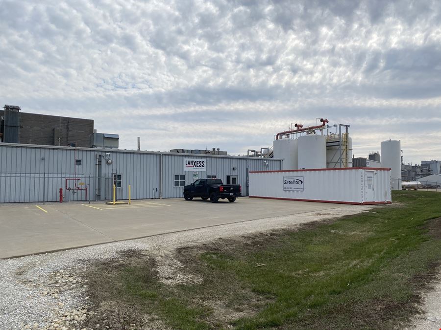 8220 W Us Highway 24
