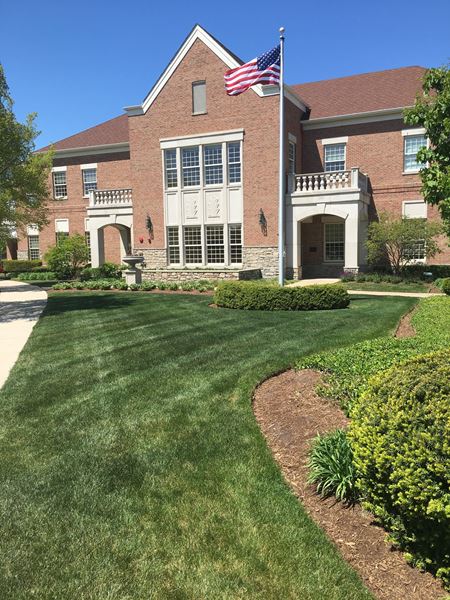 Office space for Rent at The Busey Bank Northbrook Branch in Northbrook