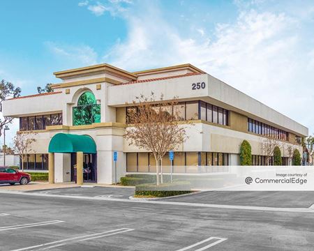 Industrial space for Rent at Princeland Business Center in Corona