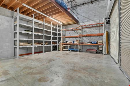 13 SW 10th St