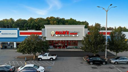 Woonsocket, RI - Diamond Hill Plaza