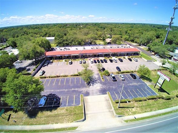 Village West Shopping Center