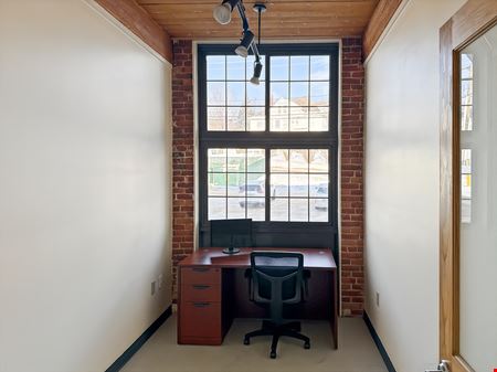 Regus - Tilton - W Main St