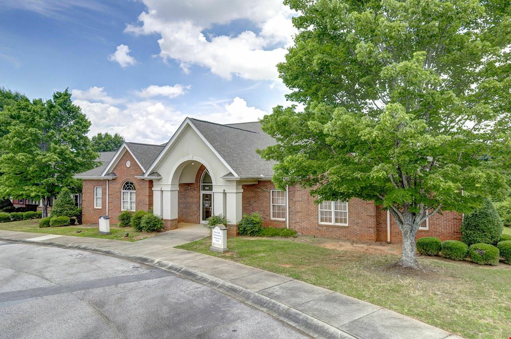 205 Central Park Ln