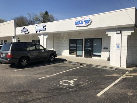 Retail space for Rent at Retail End-cap on Merrimon Ave in Asheville