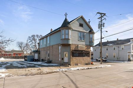 344 Bowen St
