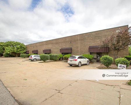 Industrial space for Rent at 17851 Englewood Drive in Middleburg Heights