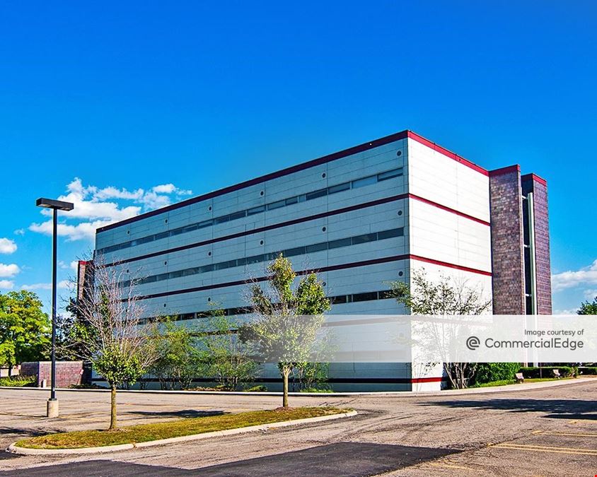 Farmbrook II Medical Building