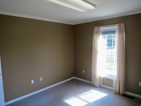 TURNKEY PROFESSIONAL OFFICE SUITE RIGHT OFF RT 250