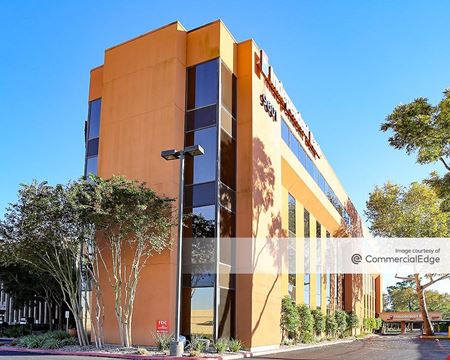 Hedwig Plaza - 9601 & 9575 Katy Fwy