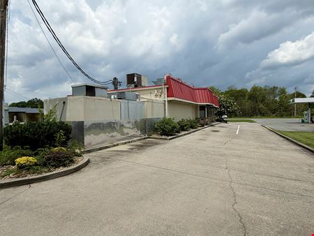 523 Louisville Road