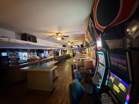Turnkey Bar/Building for Sale - 523 N Main