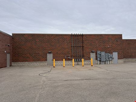 1370 W Main St