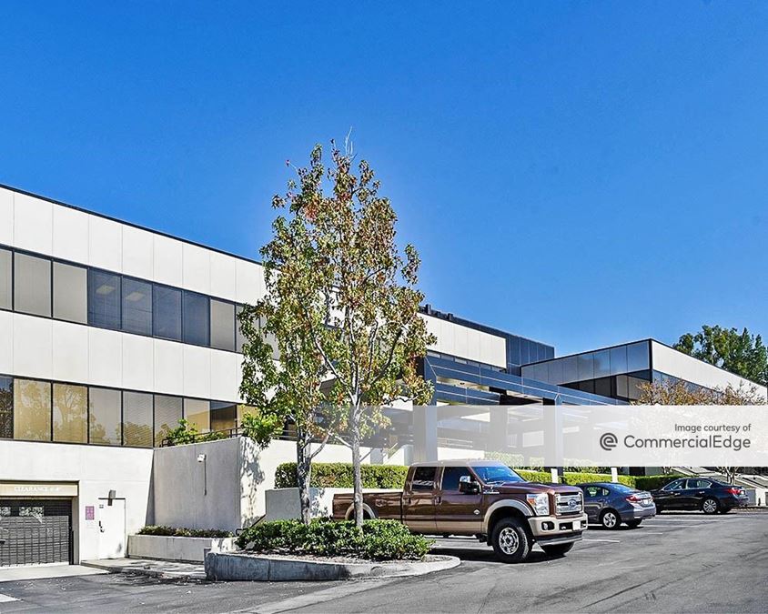 CrestView Corporate Center
