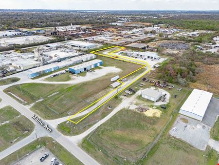 Approx. 2 AC IOS & Parking - East Lakeland