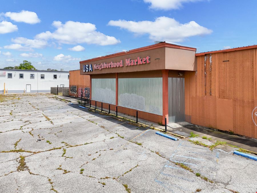 ±19,870 SF Retail Redevelopment Opportunity Near I-10