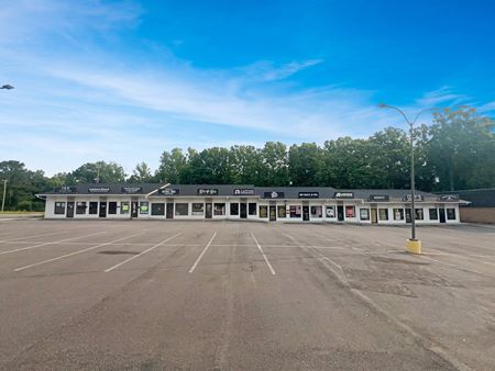 Retail space for Rent at 738 Vestavia Plaza in Northport