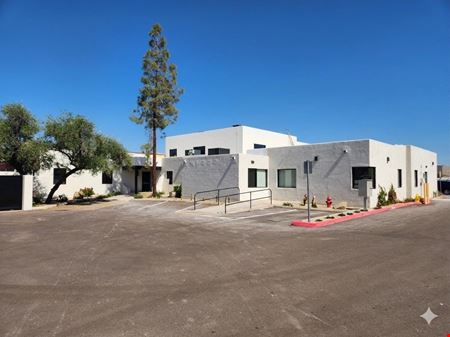 736 N Country Club Dr
