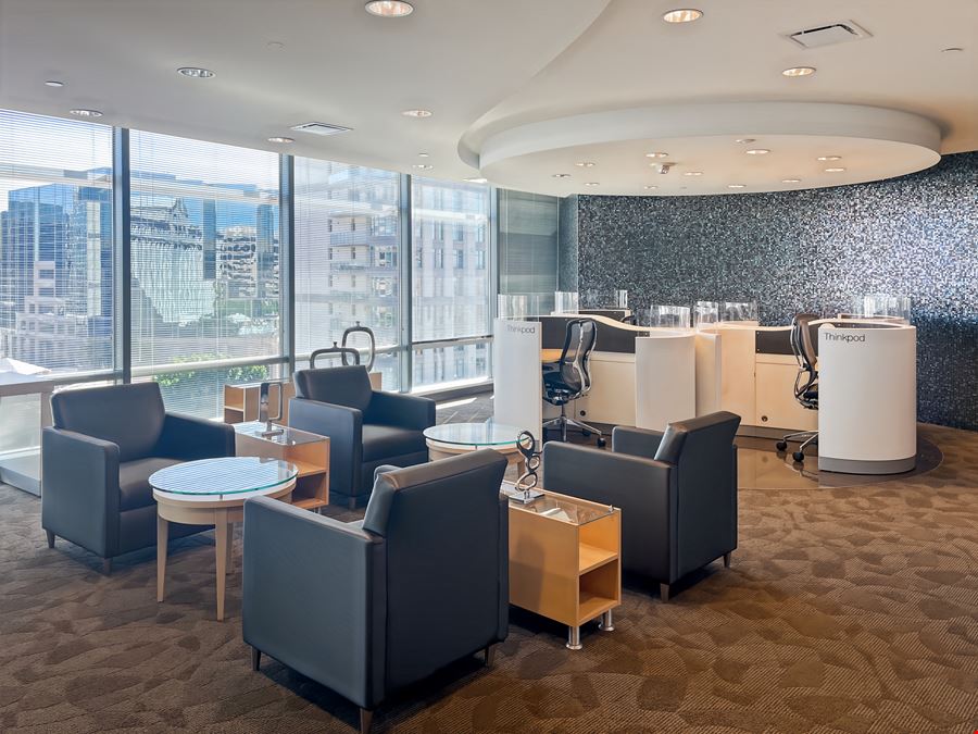 Regus - Phoenix - 24th and Camelback