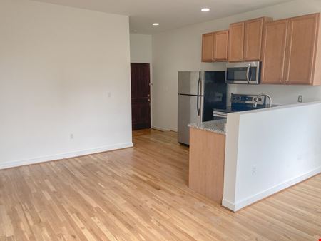 22 E Preston