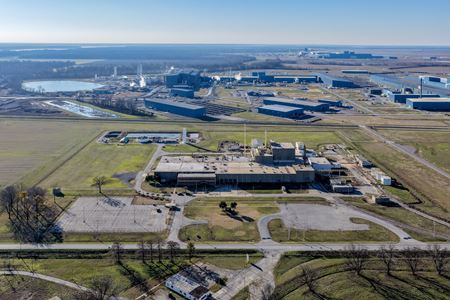 Industrial space for Sale at 2221 E State Highway 198 in Osceola