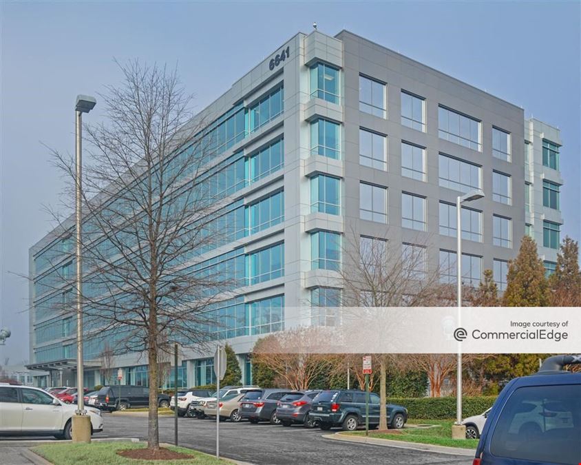 Reynolds Crossing - 6641 West Broad Street