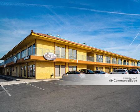 Office space for Rent at Cowork Lounge in Las Vegas